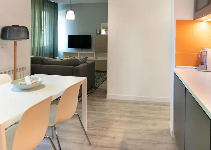 Zamora Suites Central 아파트 사모라